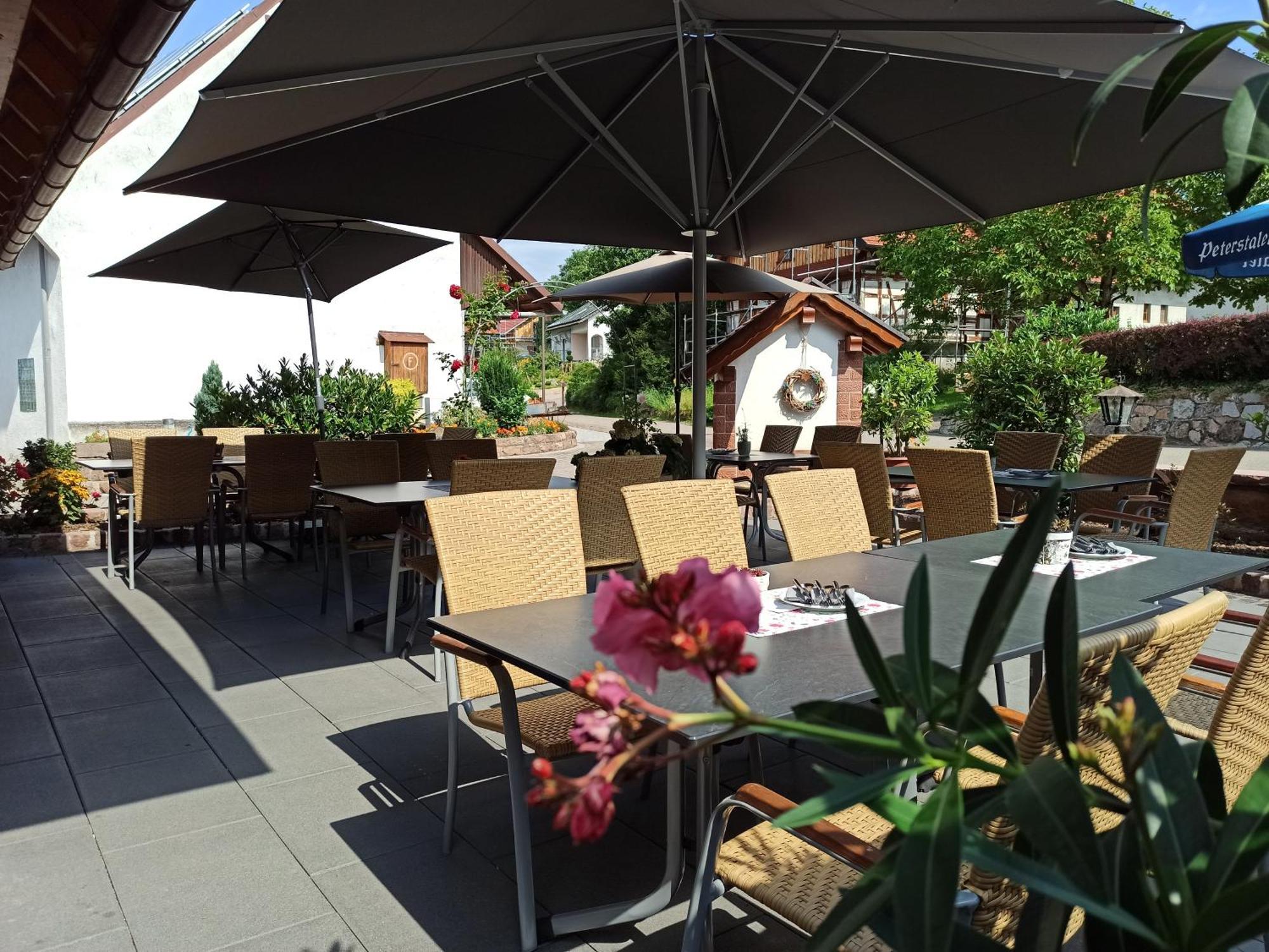 Hotel-Gasthof Rose Oberkirch  Exterior photo